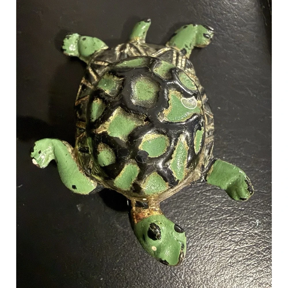 Vintage Sea Turtle Green Brooch Heavy Plastic Pin Jewelry MCM